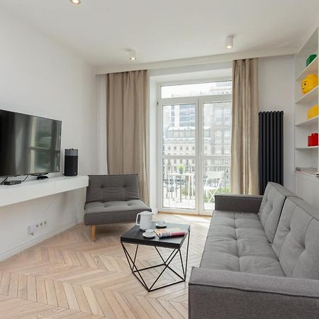 Trendy Apartment Marszalkowska With City View Near Ogrod Saski By Noclegi Renters Warschau Buitenkant foto