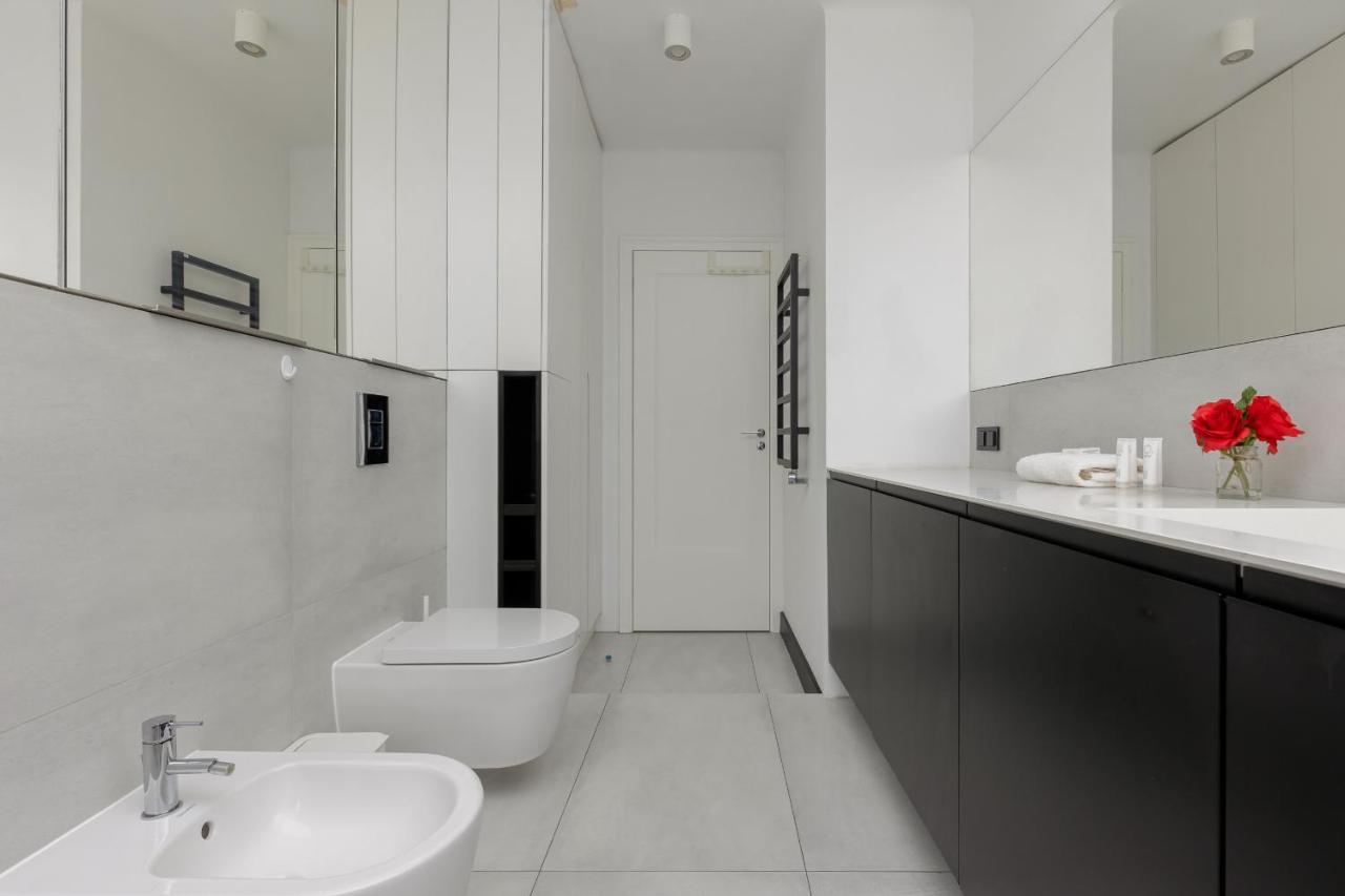 Trendy Apartment Marszalkowska With City View Near Ogrod Saski By Noclegi Renters Warschau Buitenkant foto