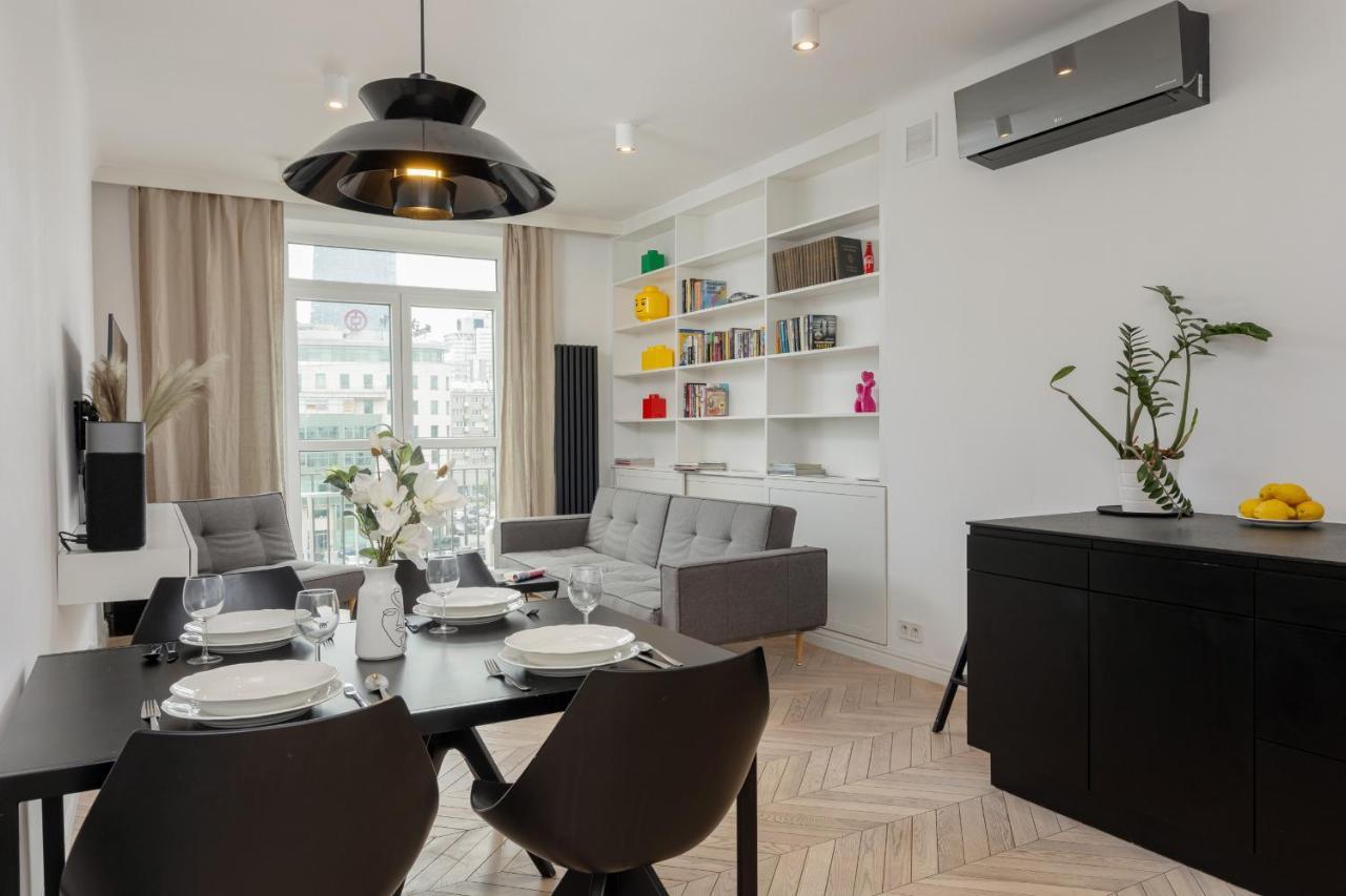 Trendy Apartment Marszalkowska With City View Near Ogrod Saski By Noclegi Renters Warschau Buitenkant foto